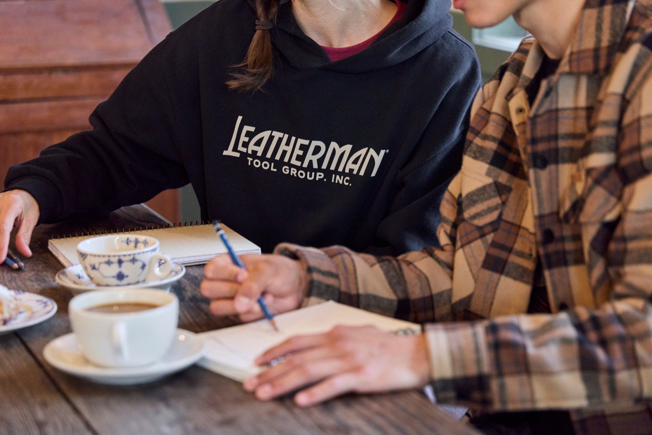 blade_grain_hoodie_20260402201547_xkao.jpg